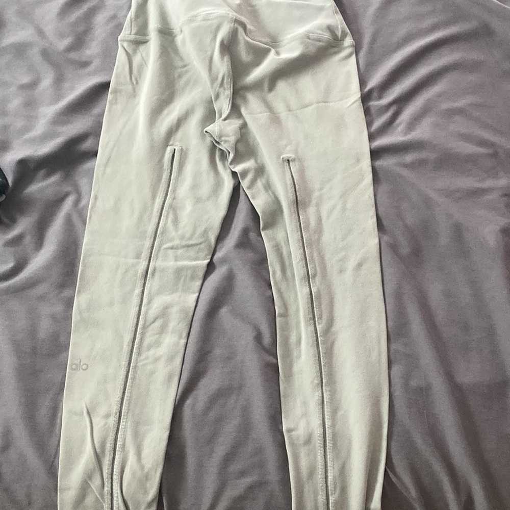 Alo leggings